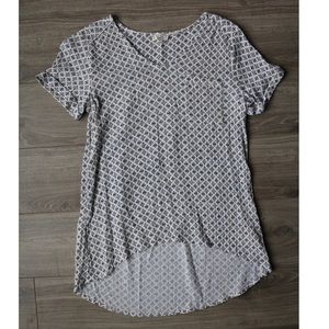 V-Neck Fat Face Crepe T-Shirt